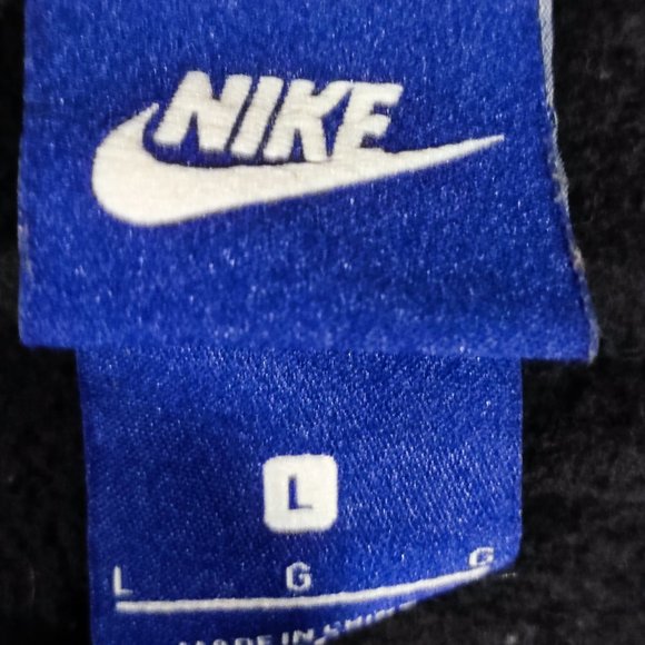 Nike zip up hoodie black embroidered logo boy's size L - Picture 4 of 4